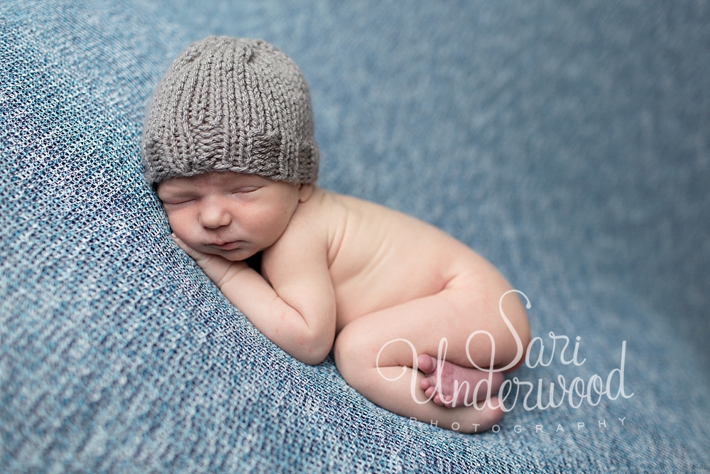 Thornton Park newborn baby photography | Lauchlan – 8 days